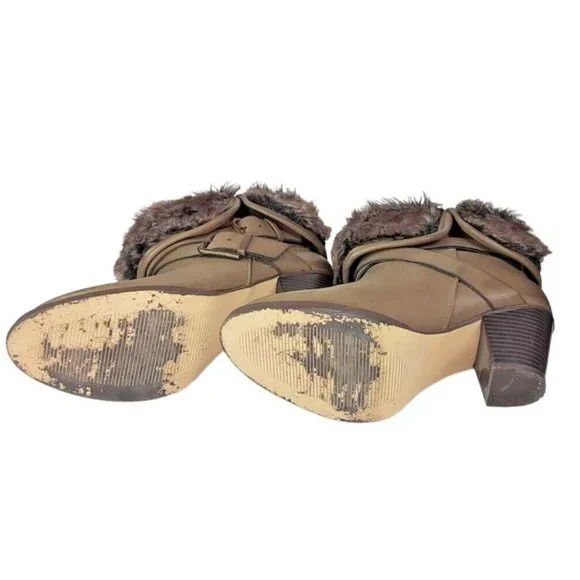 Just Fab Boots Womens Size 9 Ankle Boots Mckinley Taupe Faux Fur Trim Br… - Picture 8 of 8